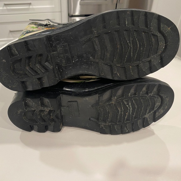 EUC Sakroots Rubber Rain Boots - Picture 8 of 12